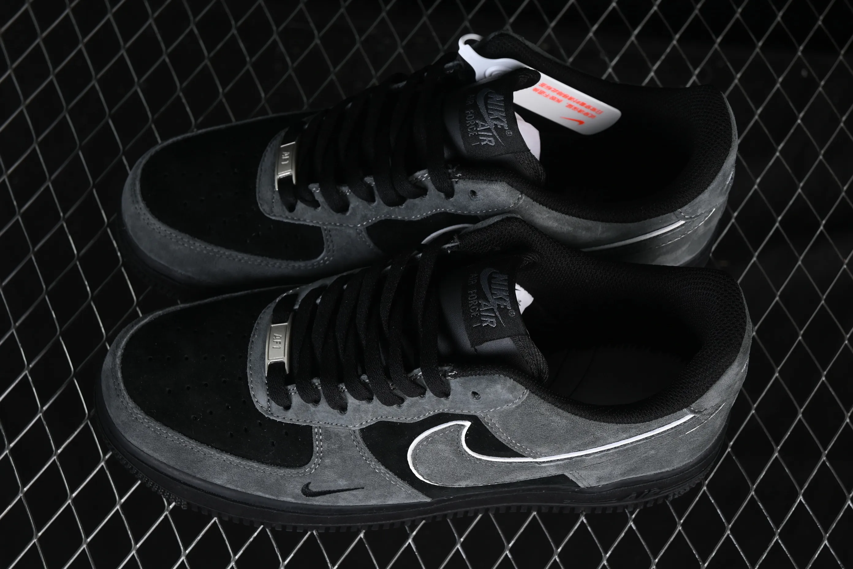 All categories Nk Air Force 1 Air Force series Nk Air Force 1 Low Air Force low-top Nike Air Force 1'07 Low gray and black suede Air Force 1 low-top casual sneakers ZH0316-133